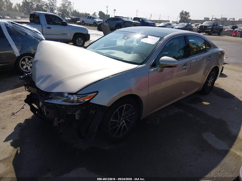 Vin: 58abk1gg2hu044084, lot: 46633349, lexus es 350 20172