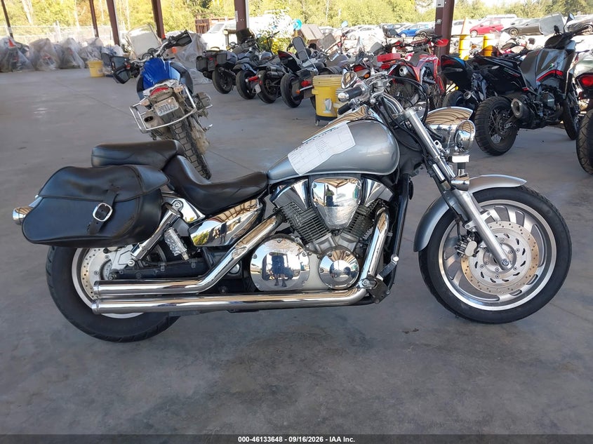 HONDA VTX1300 2004