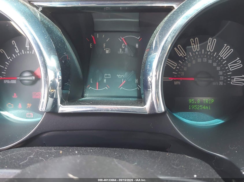 2005 FORD MUSTANG auction photo 7