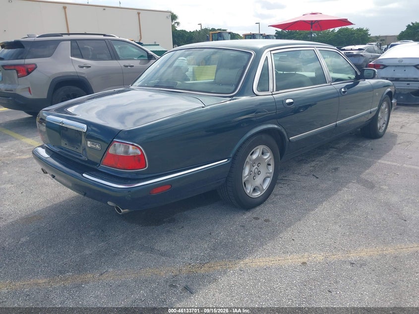 JAGUAR XJ8 2001 VIN SAJDA24C21LF29663