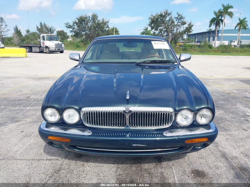JAGUAR XJ8 2001 VIN SAJDA24C21LF29663
