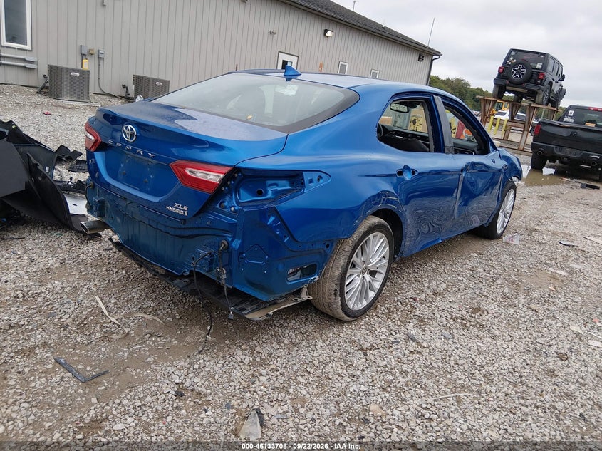 TOYOTA CAMRY - zdjęcie 4