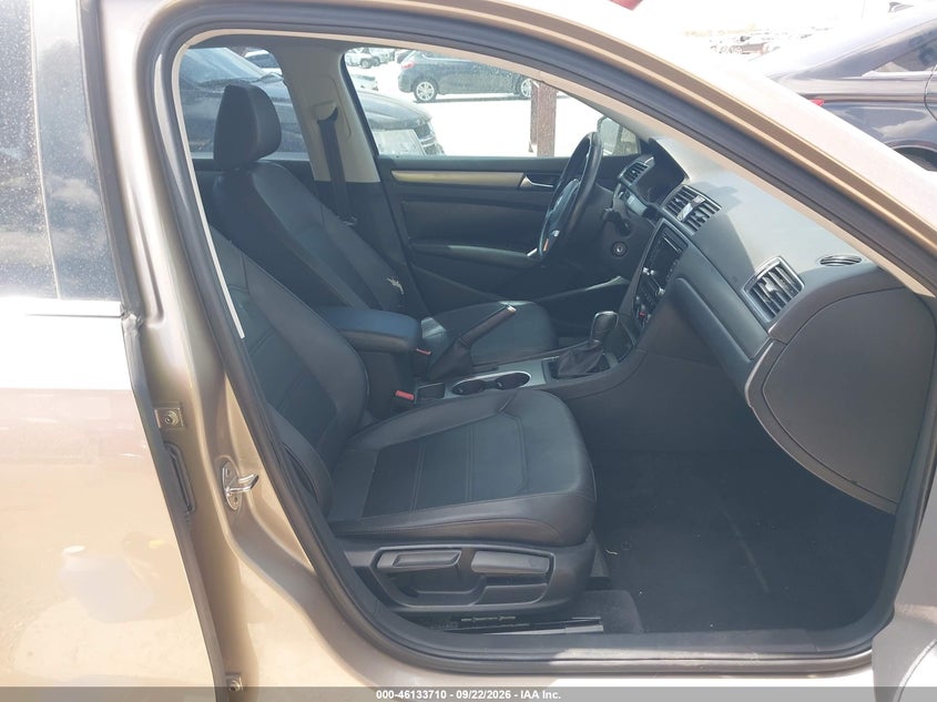 VOLKSWAGEN PASSAT 2015 VIN 1VWBV7A33FC052867