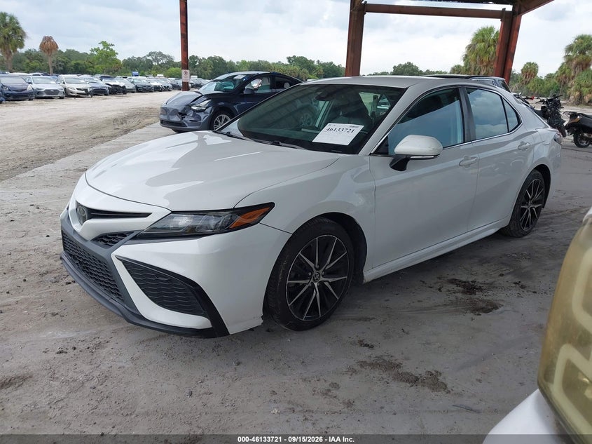 2022 TOYOTA CAMRY auction photo 2