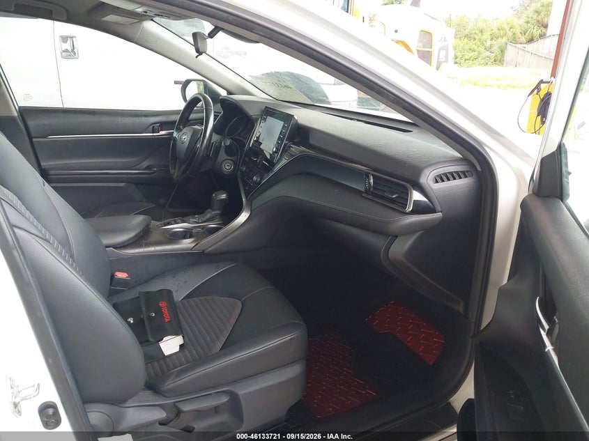 2022 TOYOTA CAMRY auction photo 5