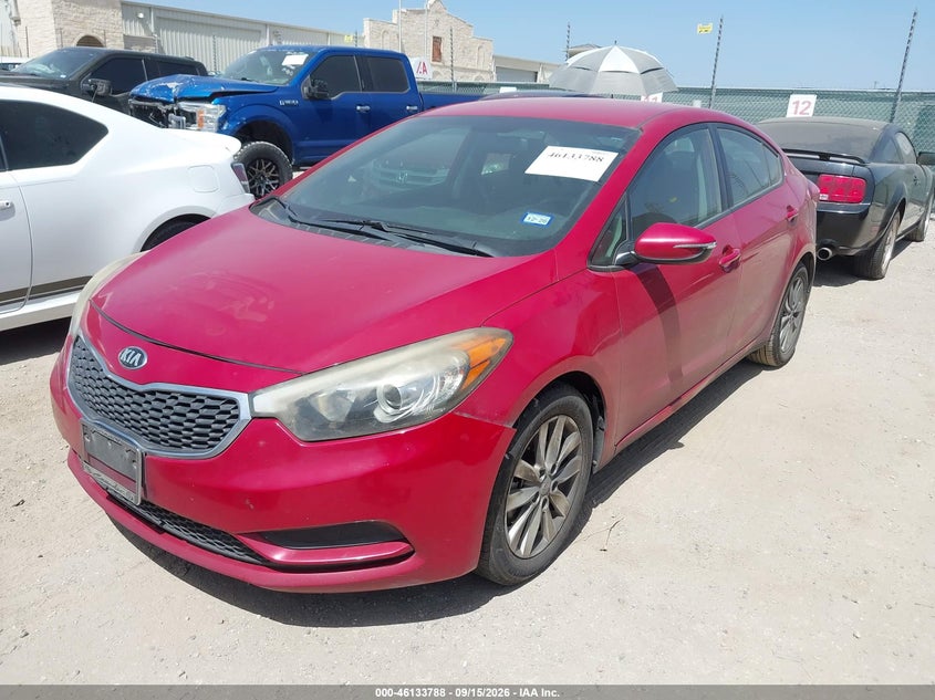 2016 Kia Forte, Normal Wear & Tear, IAAI, VIN KNAFX4A66G5552550 — photo 2