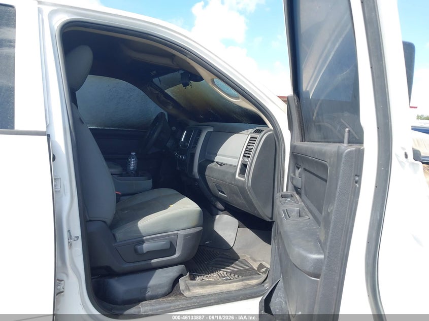 2016 RAM 2500 TRADESMAN · Фото 5