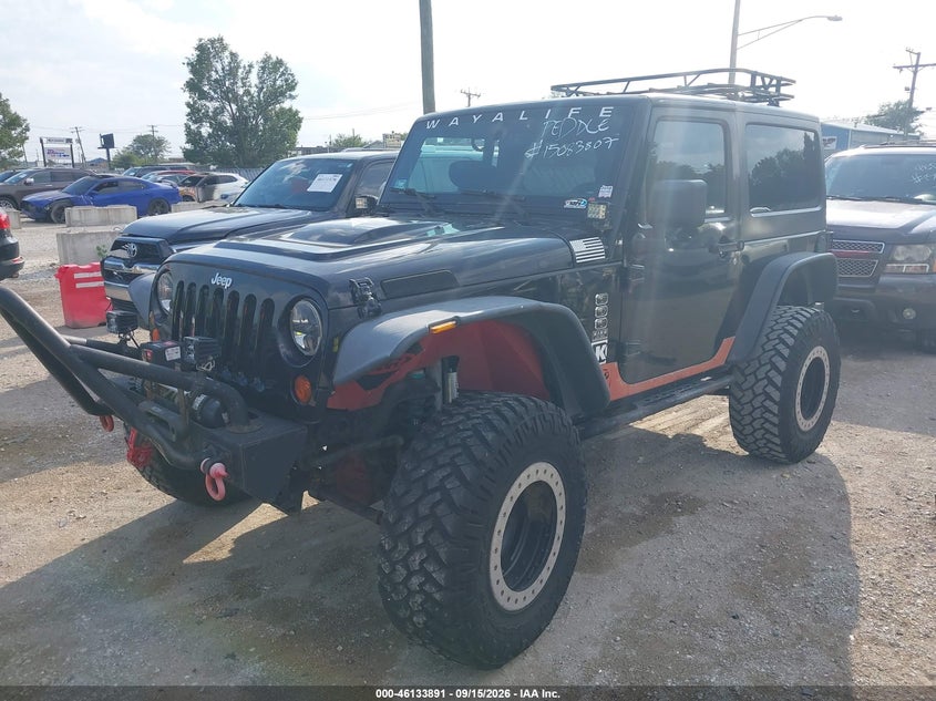 2011 Jeep Wrangler, Normal Wear & Tear, IAAI, VIN 1J4HA6D1XBL551456 — photo 2