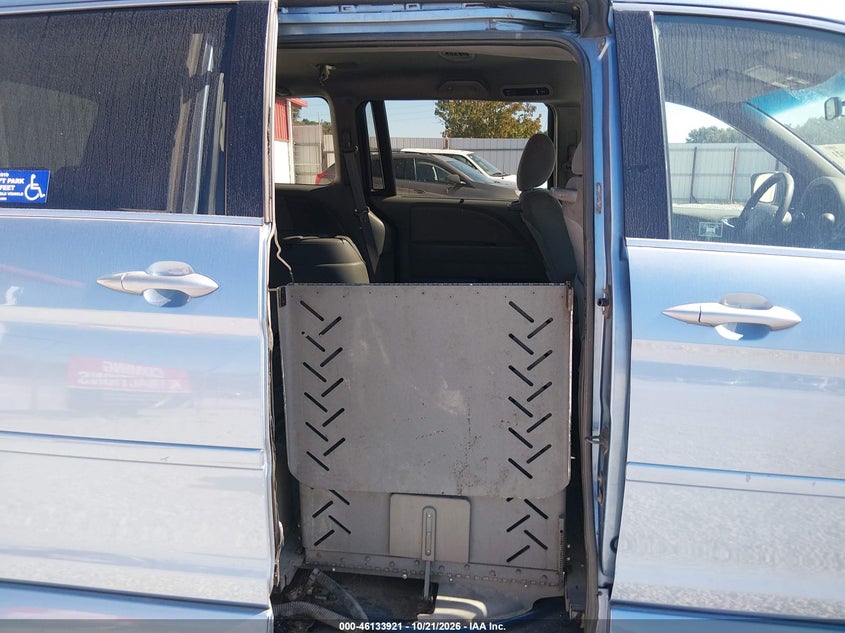 2010 HONDA ODYSSEY EX · Фото 8