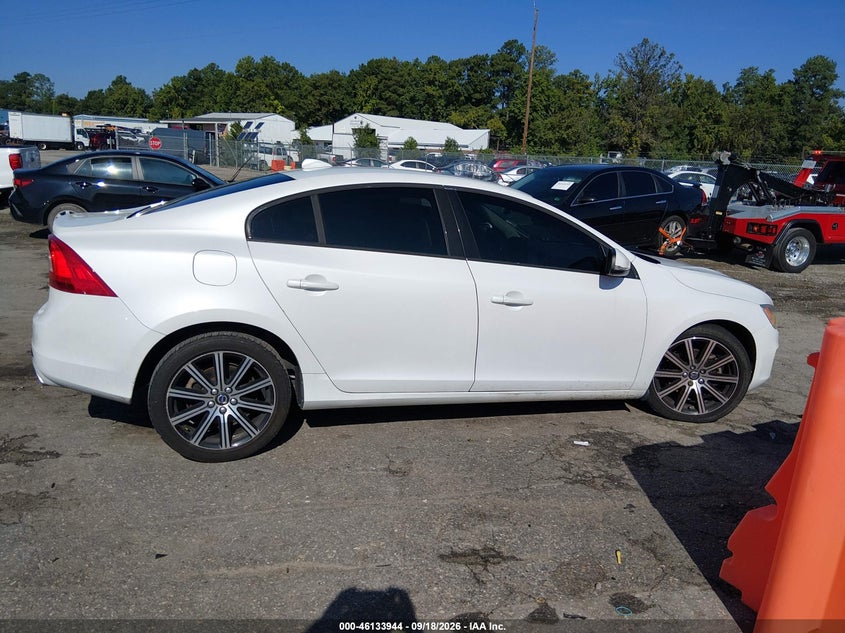 VOLVO S60 INSCRIPTION 2017 VIN LYV402HKXHB148898