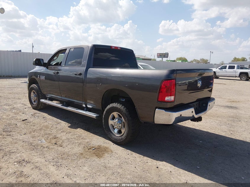 Vin: 3c6ur5cl6hg675974, lot: 46633731, ram 2500 tradesman  4x4 6'4 box 20173