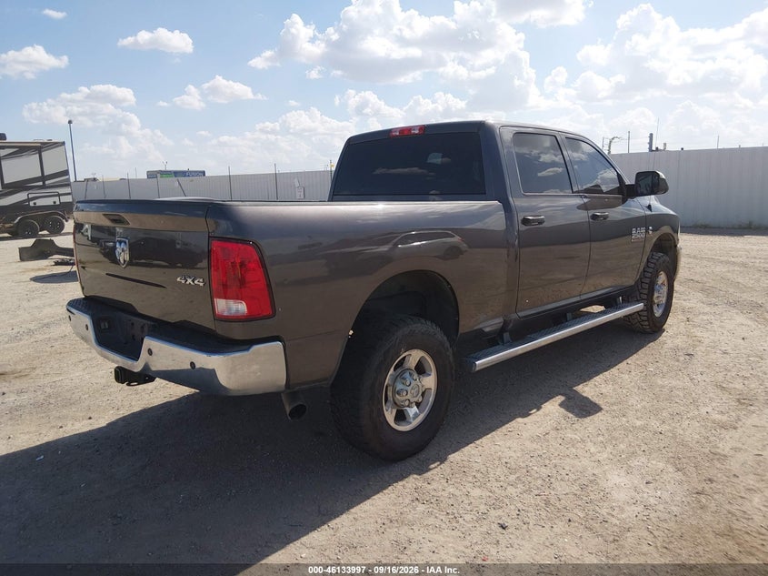 Vin: 3c6ur5cl6hg675974, lot: 46633731, ram 2500 tradesman  4x4 6'4 box 20174