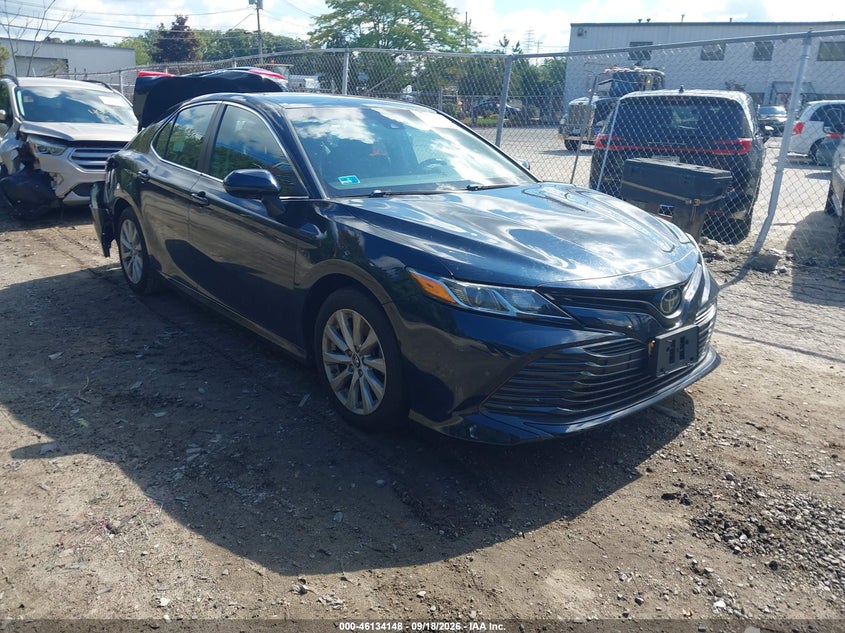 Vin: 4t1b11hk4ju593076, lot: 46633882, toyota camry le 2018 img_1