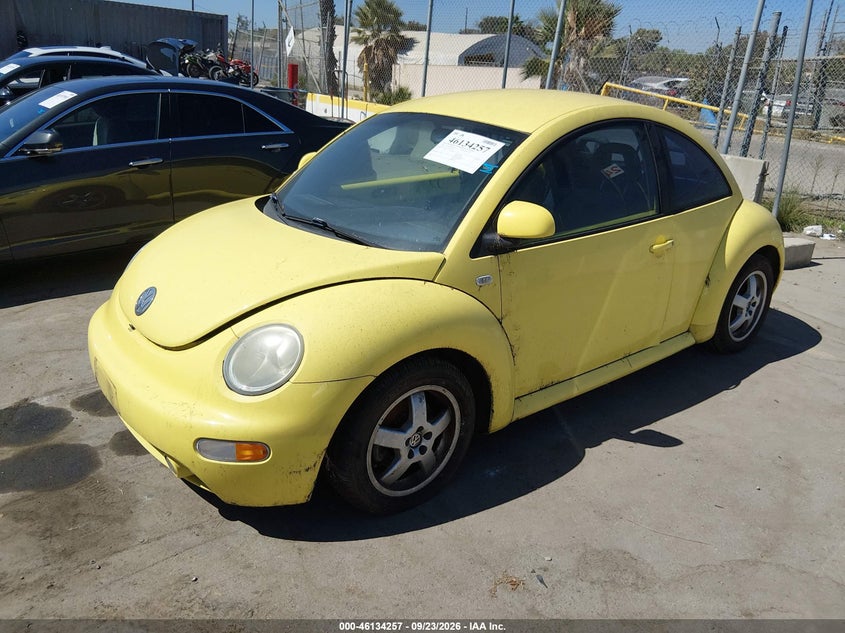 1999 Volkswagen New Beetle Gls, Theft Recovery, IAAI, VIN 3VWCC21CXXM405456 — photo 2