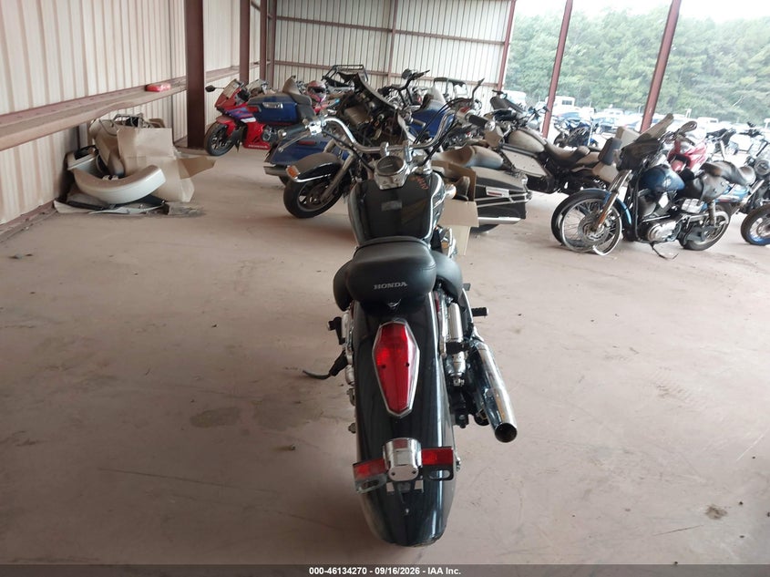 HONDA VT750 2014