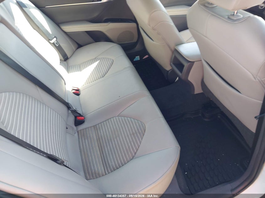 2018 TOYOTA CAMRY auction photo 8