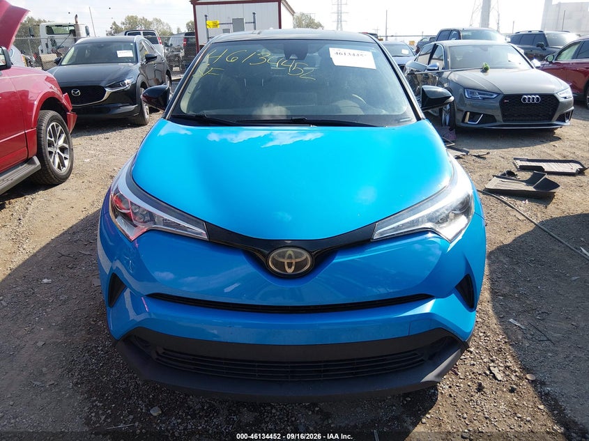 TOYOTA C-HR - zdjęcie 12