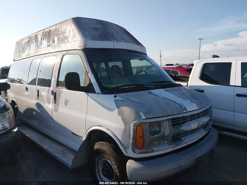 CHEVROLET EXPRESS VAN 2002 VIN 1GAHG39R821123858