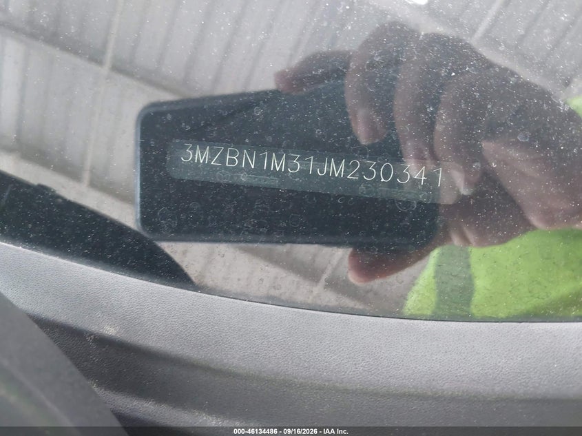 صورة 9 - MAZDA MAZDA3
