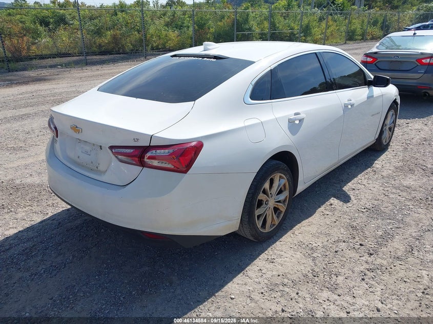 2019 CHEVROLET MALIBU auction photo 4