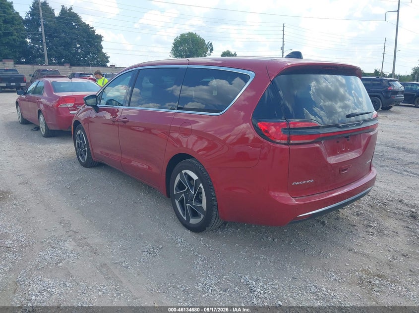 2027 CHRYSLER PACIFICA auction photo 3