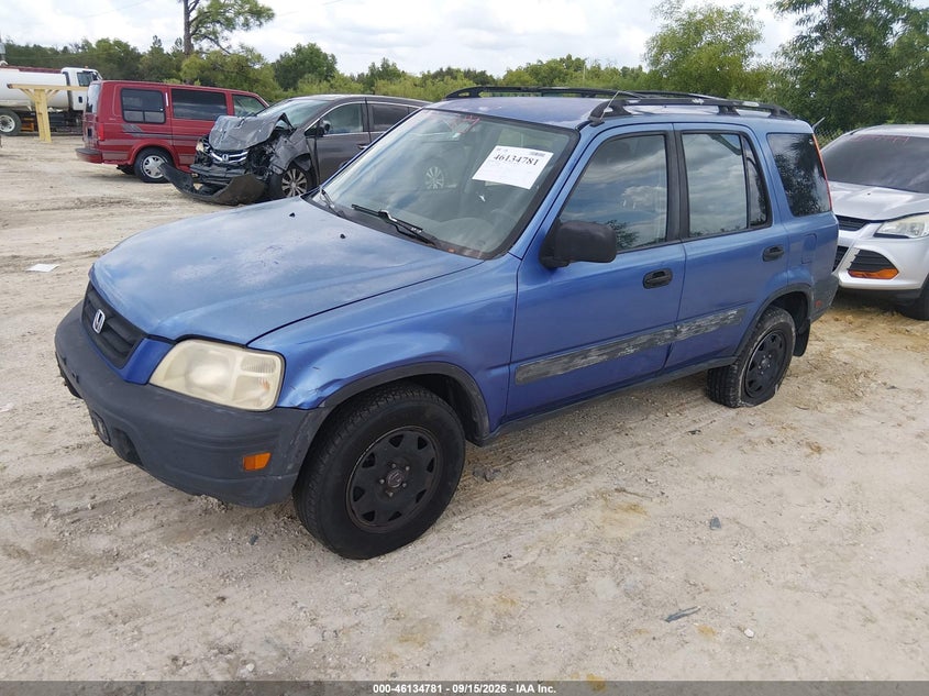 2001 Honda CR-V, Normal Wear & Tear, IAAI, VIN JHLRD28461C005768 — photo 2