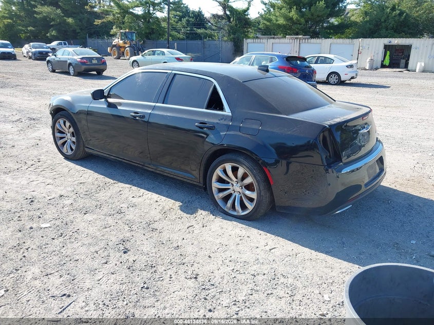 2017 CHRYSLER 300 auction photo 3