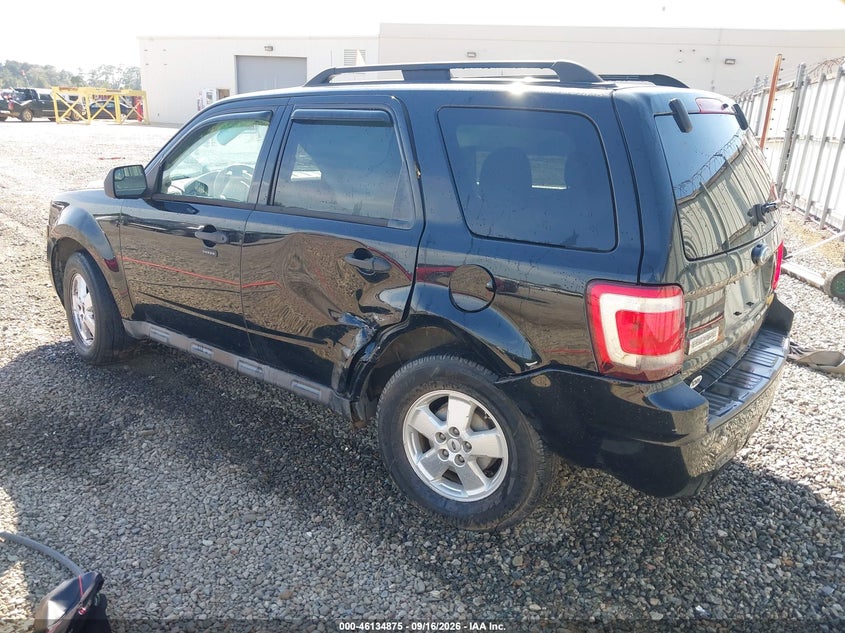 Vin: 1fmcu9d79akd23736, lot: 46634609, ford escape xlt 20103