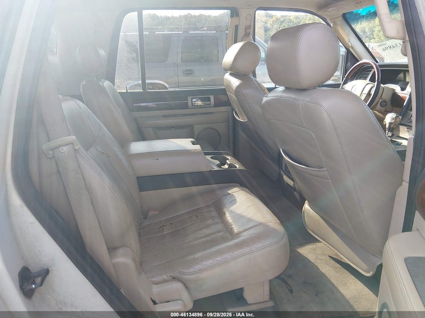 2006 LINCOLN NAVIGATOR auction photo 8