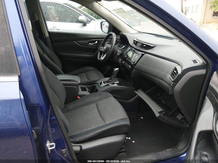 2017 NISSAN ROGUE S · Фото 5