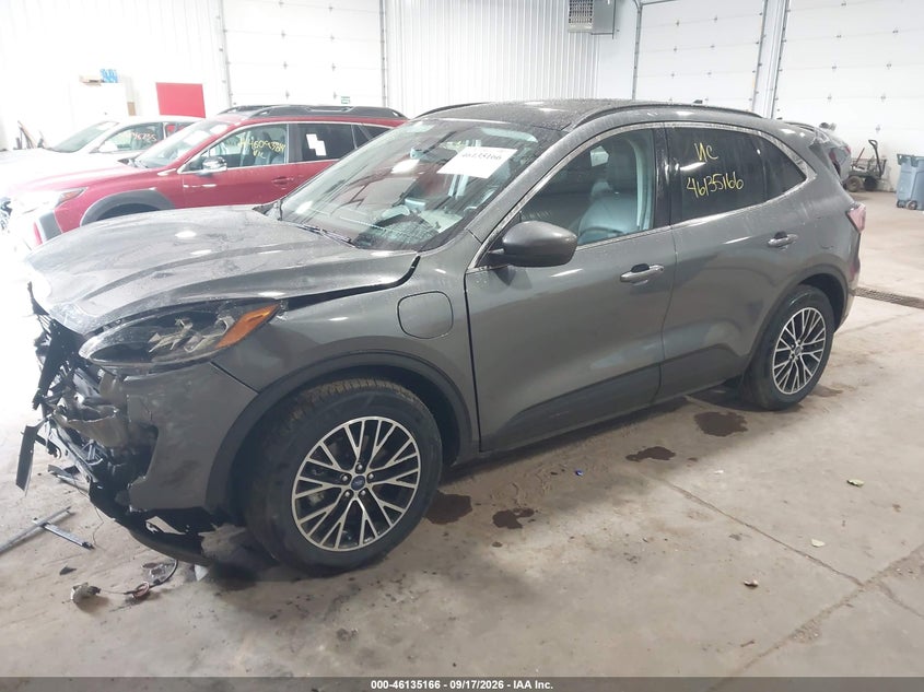 Vin: 1fmcu0lz9nub24467, lot: 46634900, ford escape titanium plug-in hybrid 20222