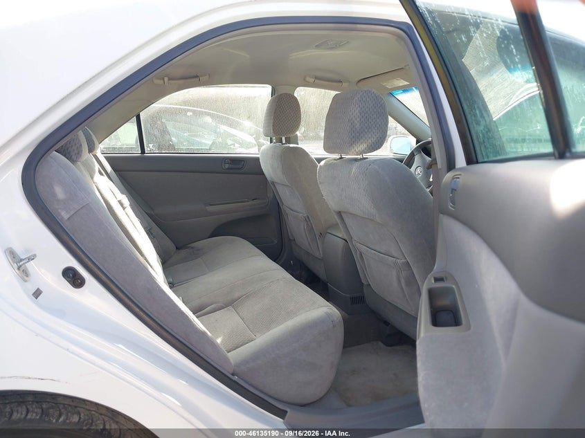 2004 TOYOTA CAMRY auction photo 8