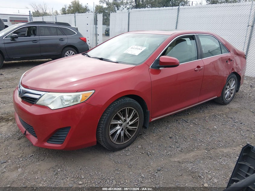 2012 TOYOTA CAMRY LE · Photo 2