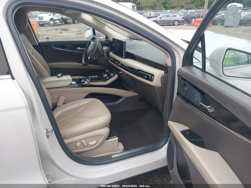 2021 LINCOLN NAUTILUS auction photo 5