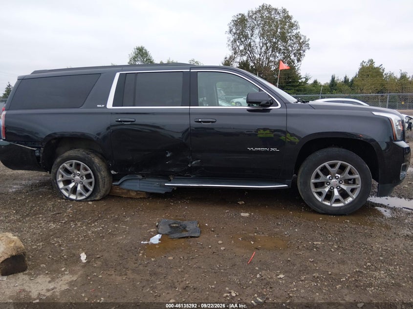 GMC YUKON XL - zdjęcie 13