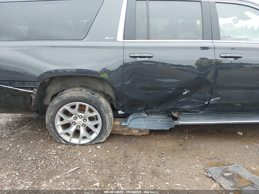 GMC YUKON XL - zdjęcie 6