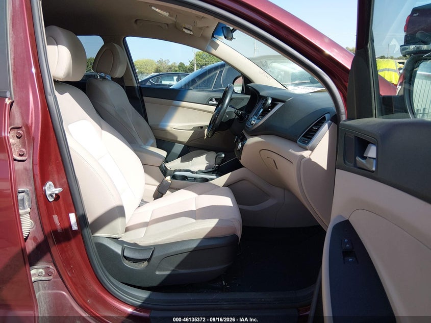 2016 HYUNDAI TUCSON auction photo 5