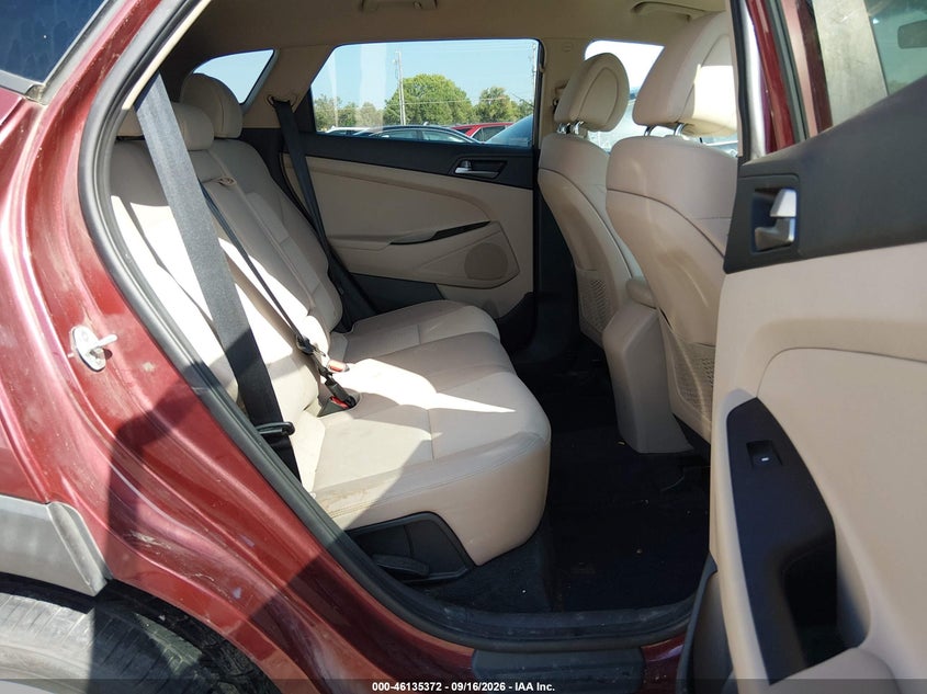 2016 HYUNDAI TUCSON auction photo 8