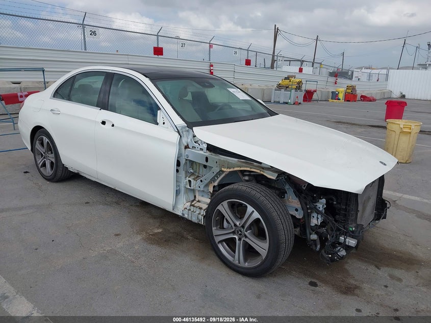 Vin: wddzf4jb8ja373530, lot: 46635226, mercedes-benz e 300 2018 img_1