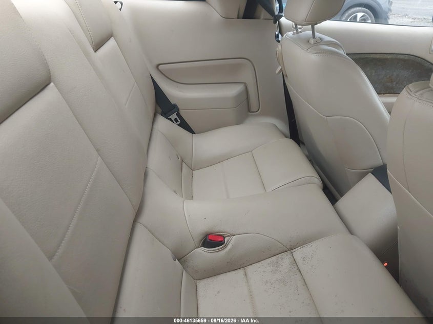 2009 FORD MUSTANG auction photo 8
