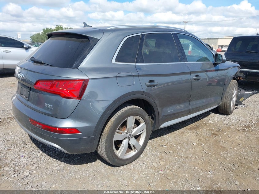 AUDI Q5 - zdjęcie 4