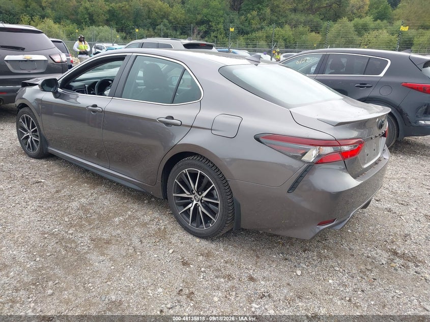 Vin: 4t1s11ak4pu178438, lot: 46635552, toyota camry se 20233