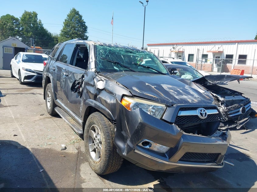 Vin: jtebu5jr2b5052240, lot: 46635570, toyota 4runner sr5 v6 2011 img_1