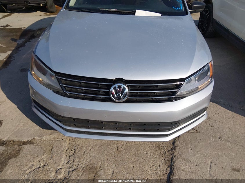 2015 VOLKSWAGEN JETTA auction photo 6