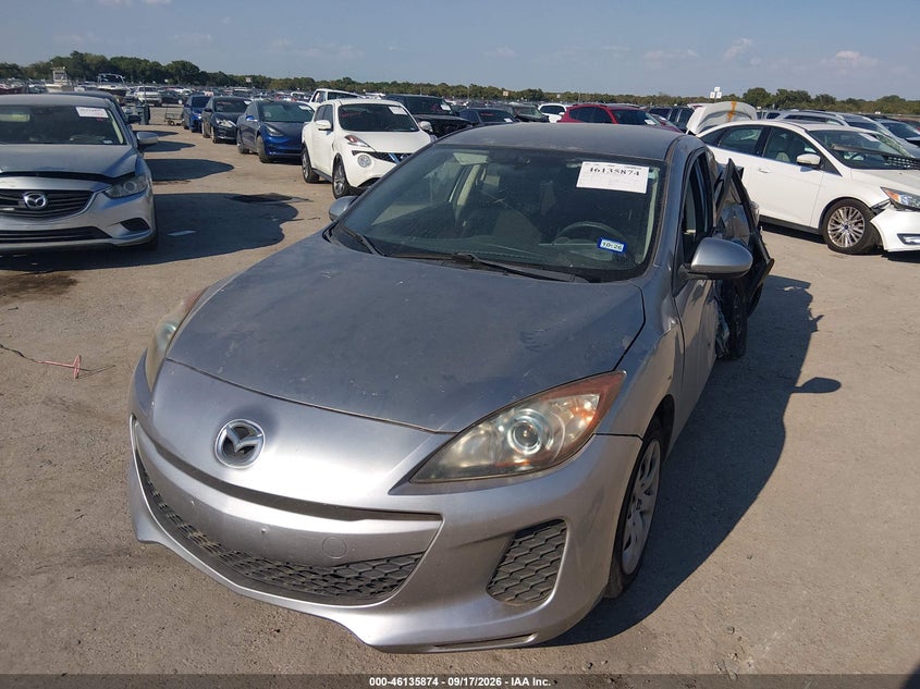 Vin: jm1bl1up7d1770242, lot: 46635608, mazda mazda3 i sport 20132