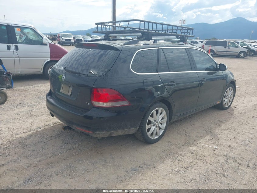 2013 VOLKSWAGEN JETTA SPORTWAGEN auction photo 4