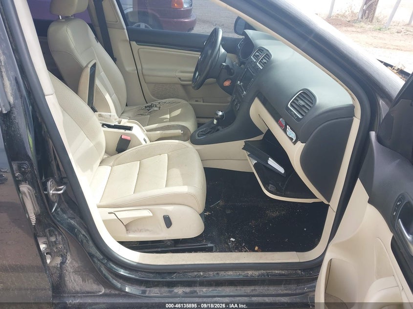 2013 VOLKSWAGEN JETTA SPORTWAGEN auction photo 5