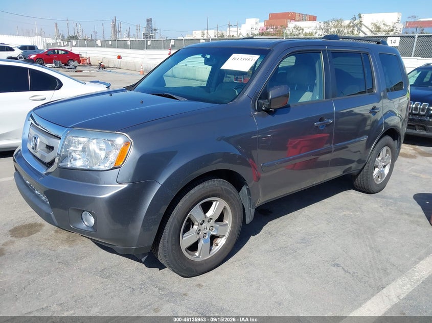 2010 Honda Pilot, Normal Wear & Tear, IAAI, VIN 5FNYF3H61AB022667 — photo 2
