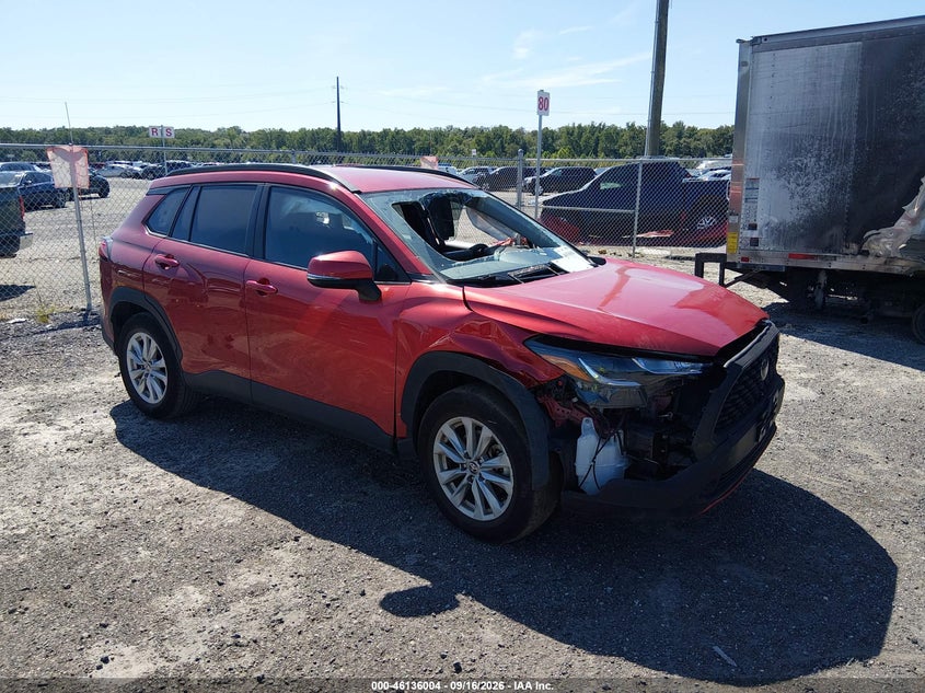2022 TOYOTA COROLLA CROSS LE