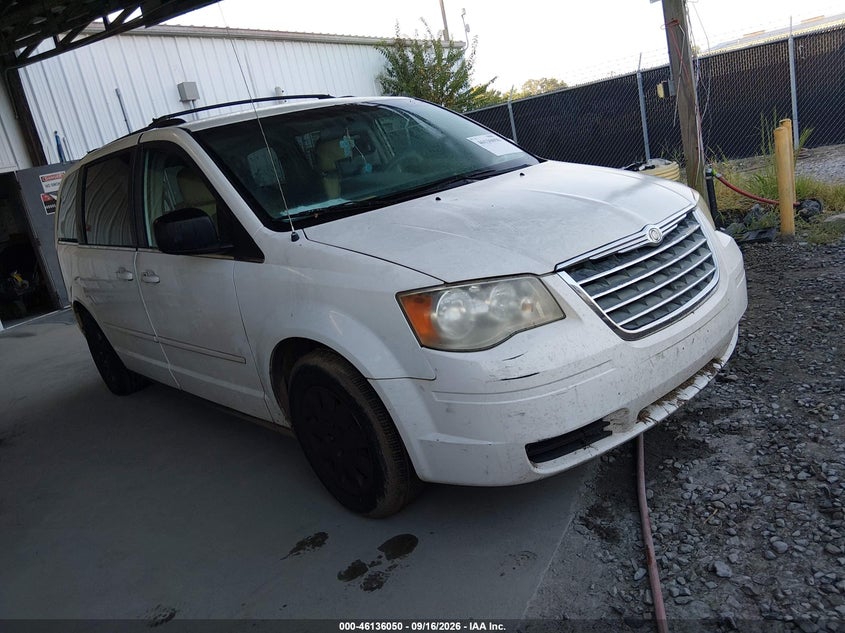 Vin: 2a4rr4de4ar374056, lot: 46635784, chrysler town & country lx 2010 img_1